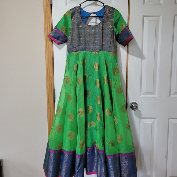 Indian long dress - Picture 2 of 4